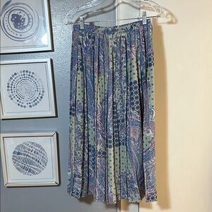 Leslie Fay Paisley Pleated Stretchy Waist Midi Skirt Size 12